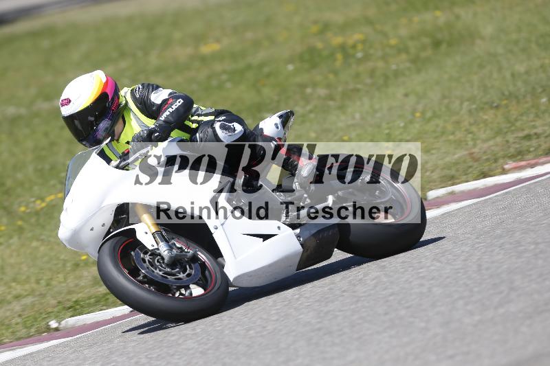 /15 22.05.2026  Plüss Moto Sport  Discover the Bike ADR /Gruppe rot - Race 3/383